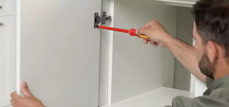 Screen Door Hinge Repair Esquimalt